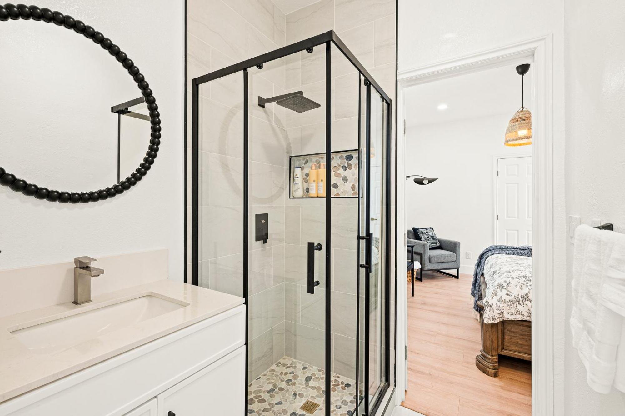 Cozy Retreat Near Downtown - Perfect For Families Tatil Evi