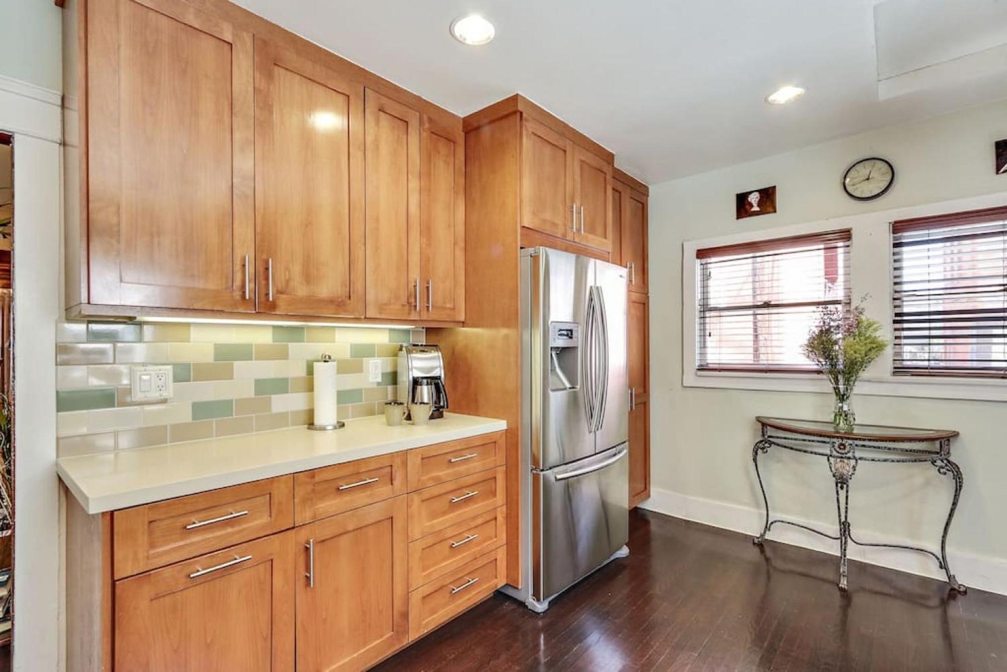 Charming Bungalow, Ac, Hottub, Close To Holiday home Long Beach