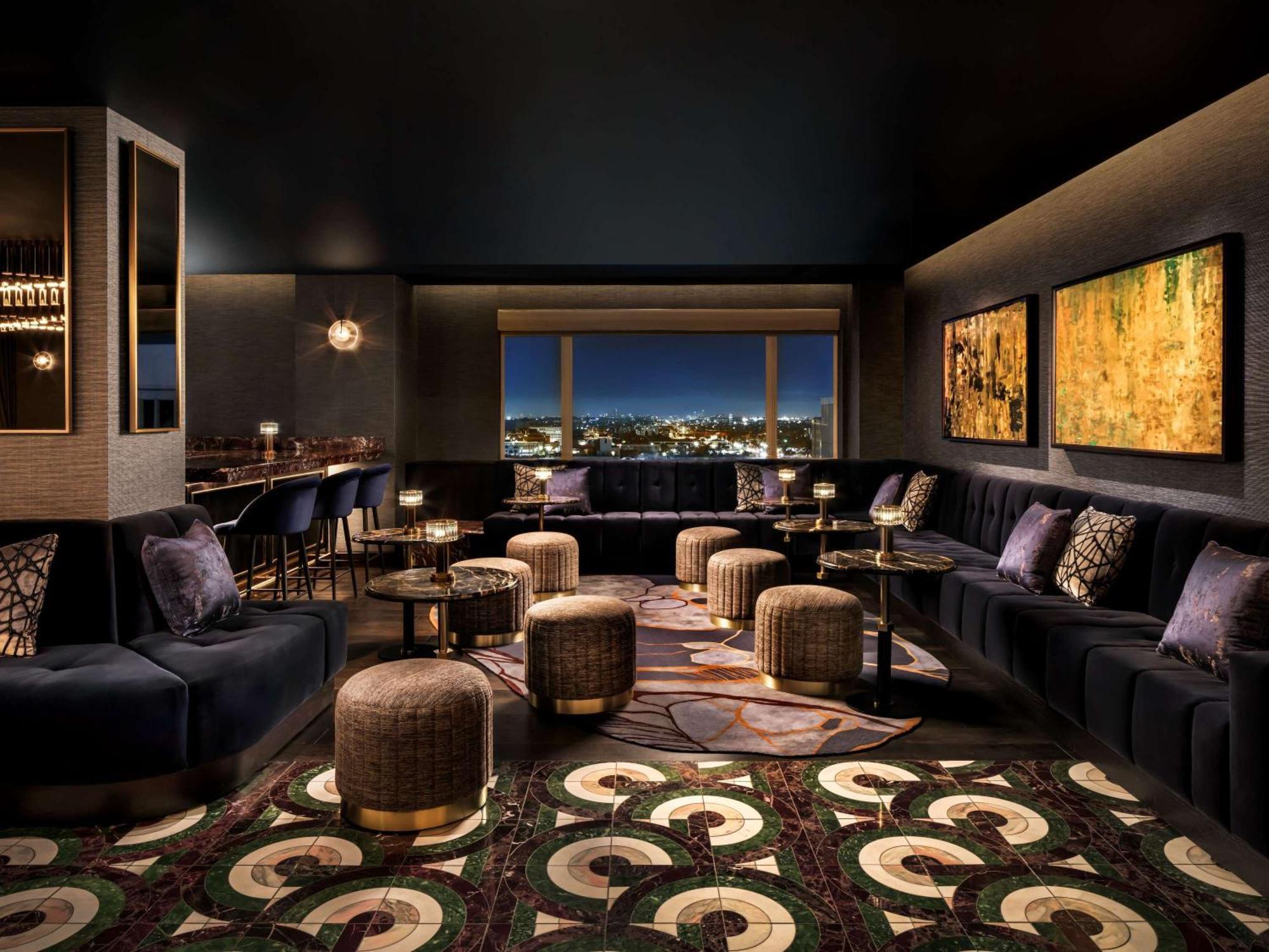 Fairmont Breakers Long Otel 4*
