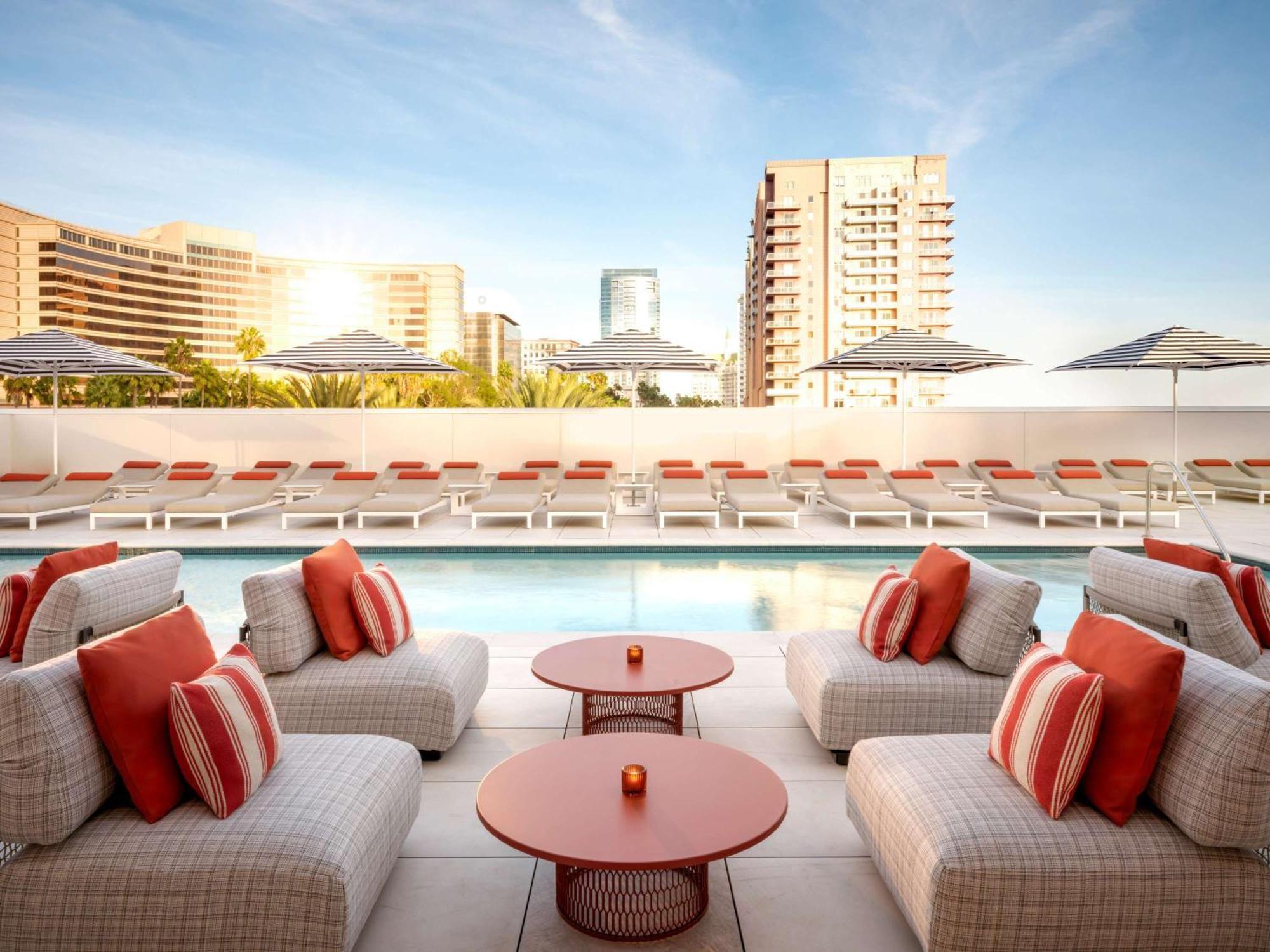 Fairmont Breakers Long Long Beach