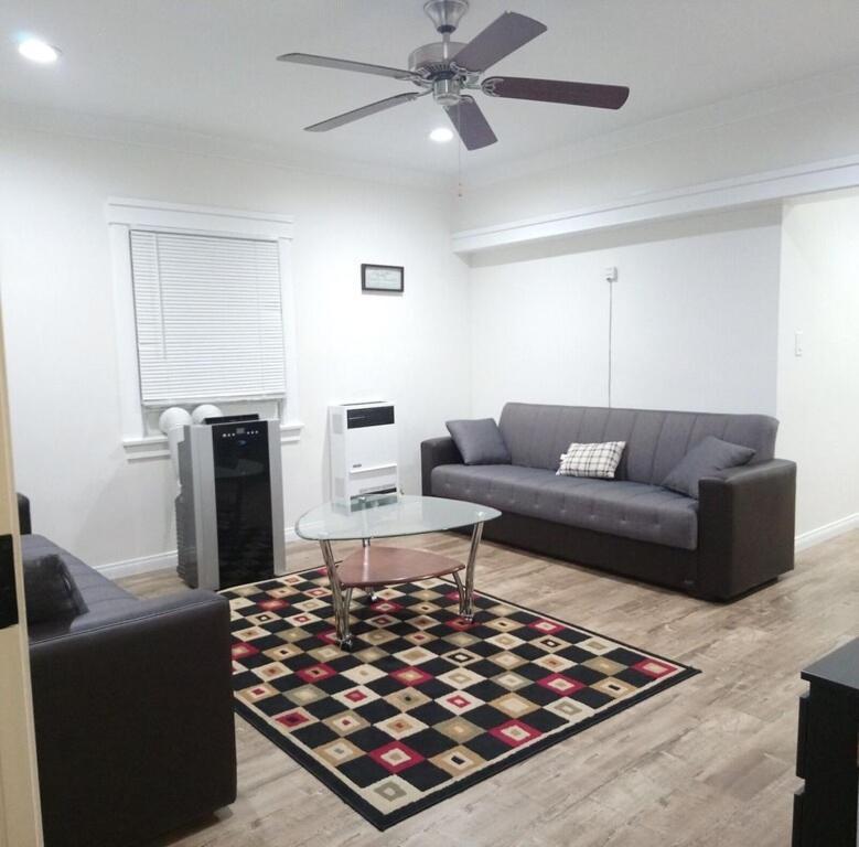 Vacation Unit Is Available For Business And Family Trip Daire