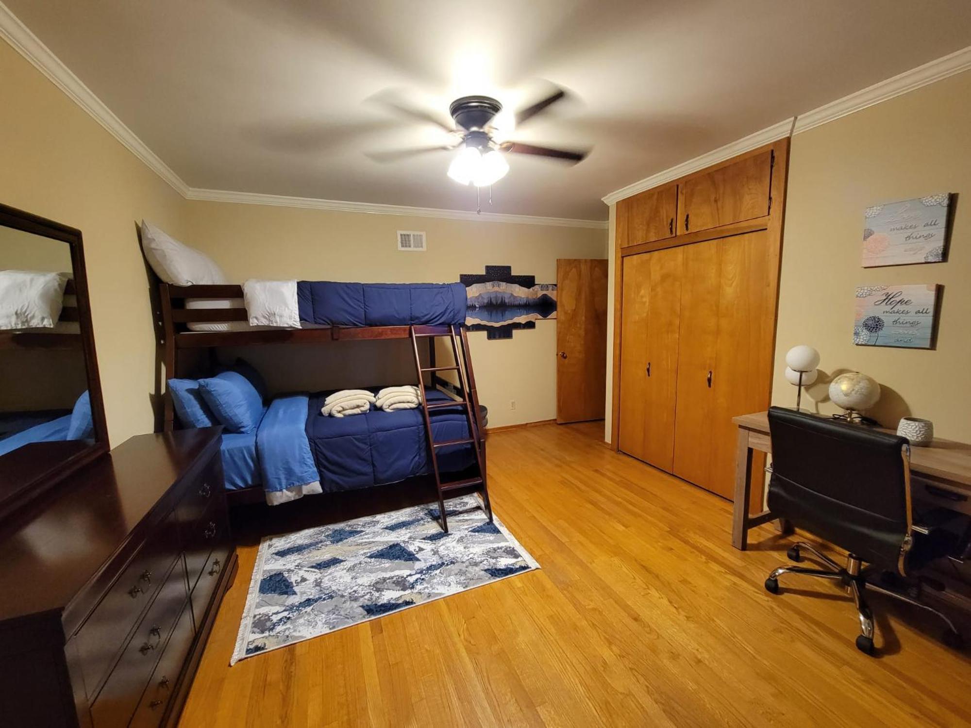 Extremely Chill 3 Bedroom Long Beach