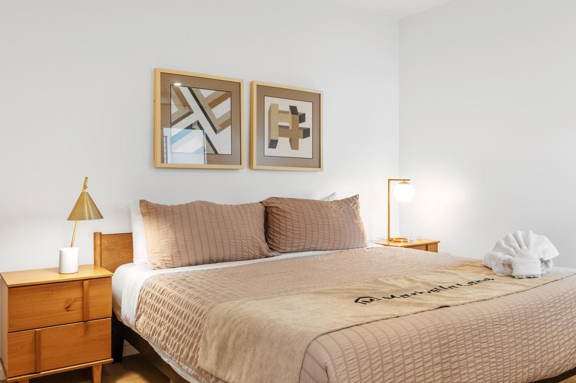 @ Marbella Lane - Downtown Haven In Long Daire *