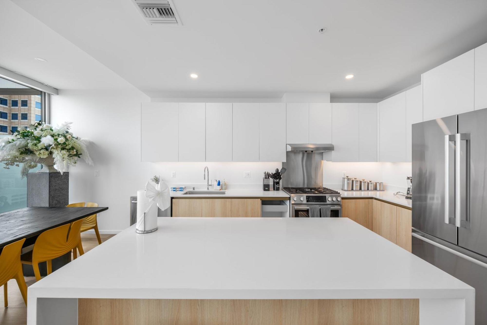 Daire @ Marbella Lane - Downtown Haven In Long Long Beach