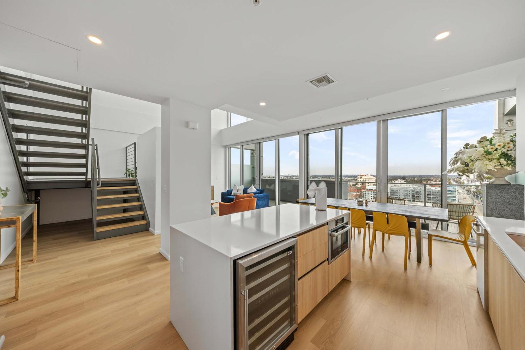 @ Marbella Lane - Downtown Haven In Long Long Beach