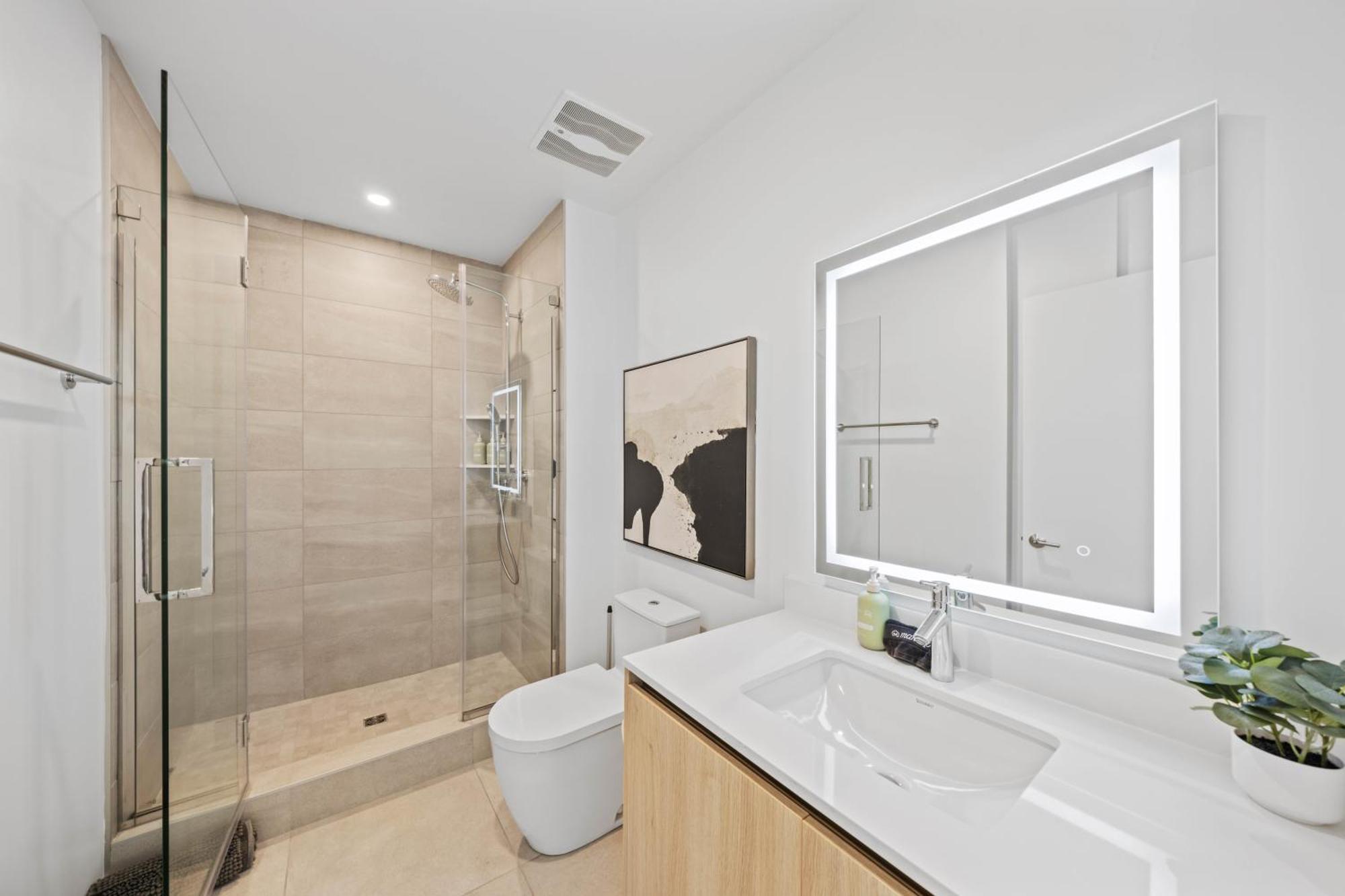 @ Marbella Lane - Downtown Haven In Long Daire *