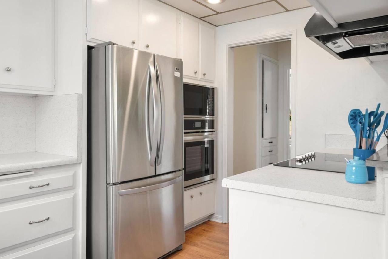 Vintage Vibes Near Airport Games Sleeps 8 Holiday home Long Beach