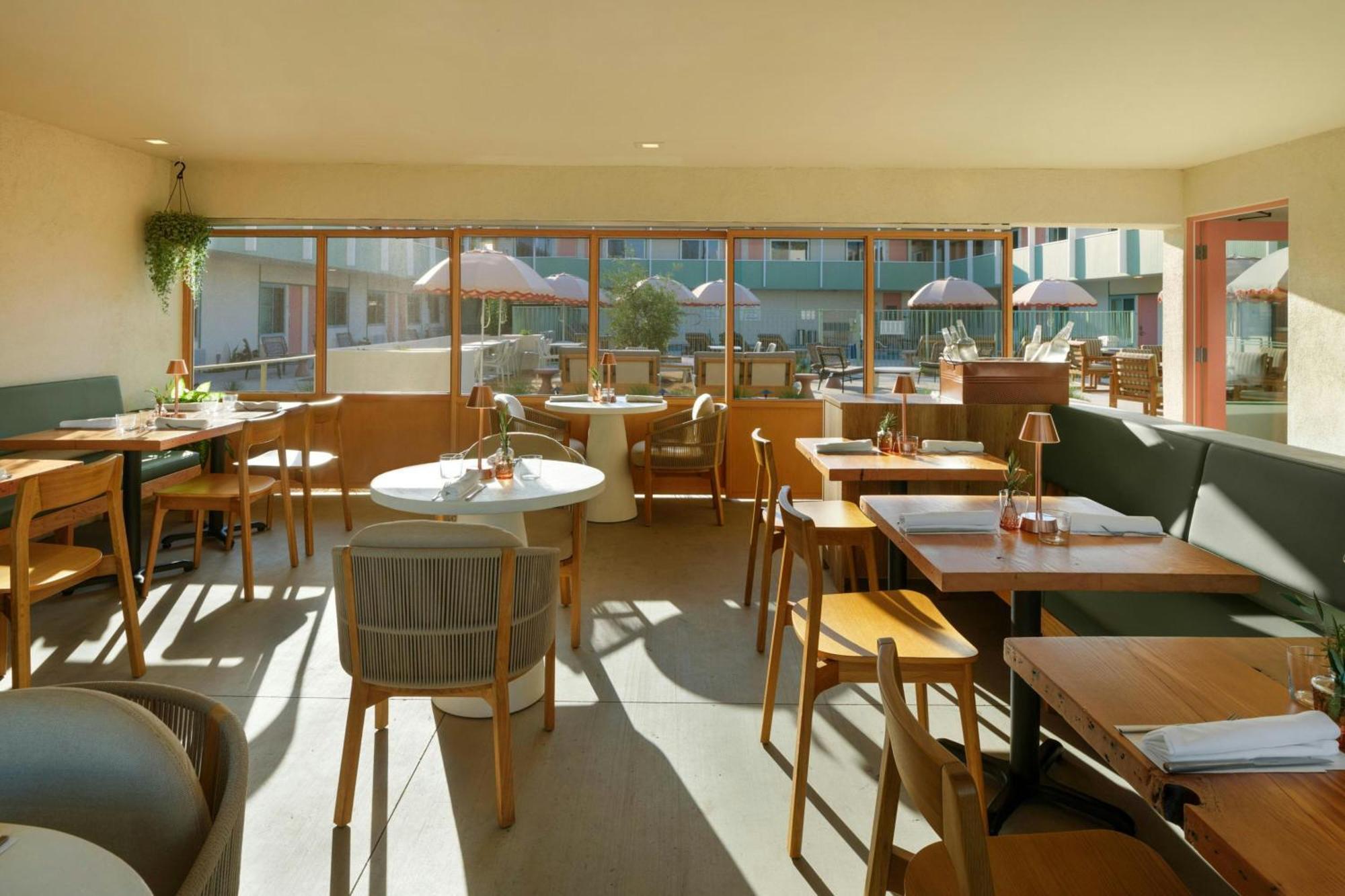 Center Long Beach, Sonder By Marriott Bonvoy