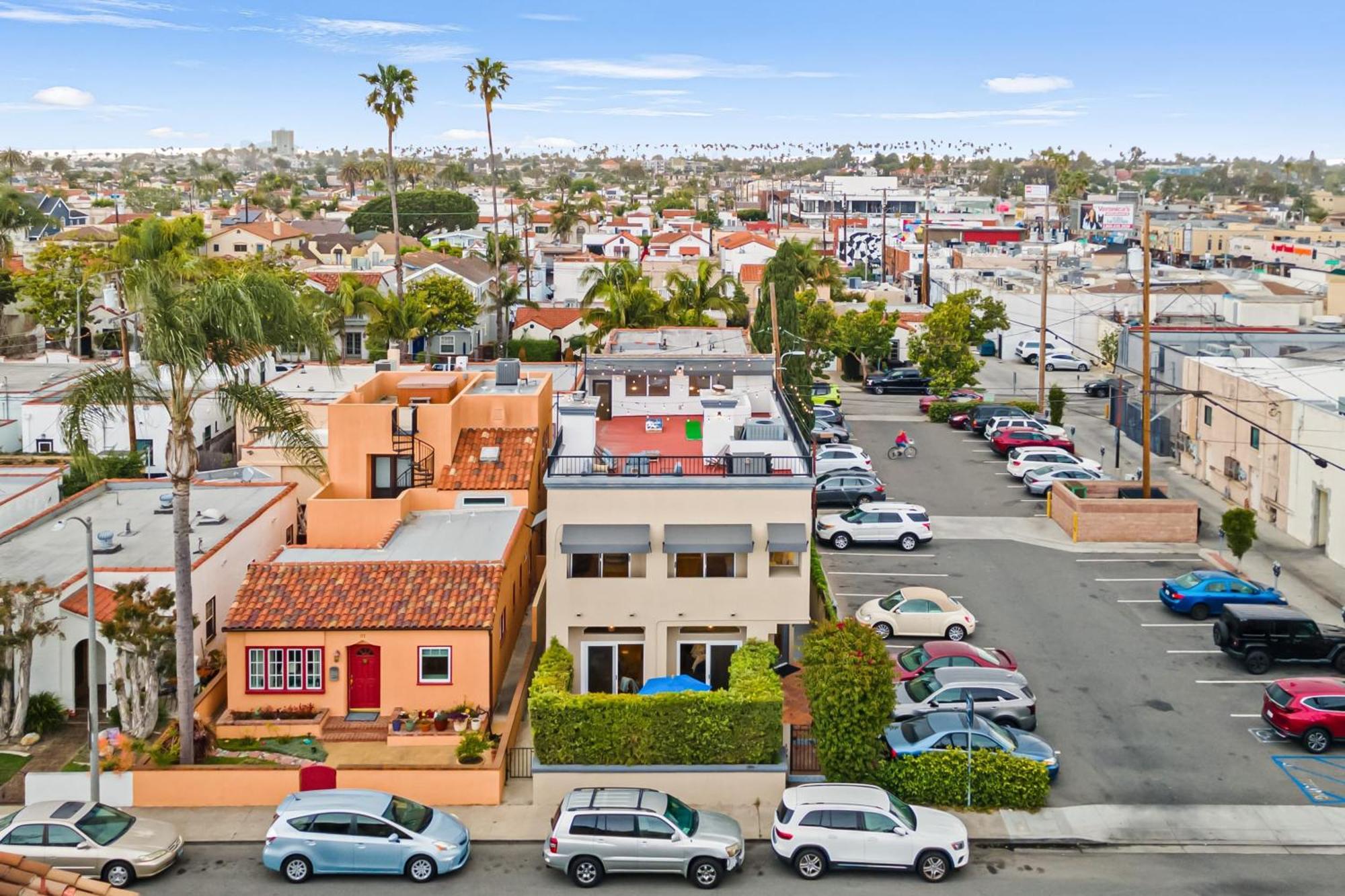 Belmont Shore Retreat Rooftop Lounge Putting Near 2nd Street Beaches Holiday home