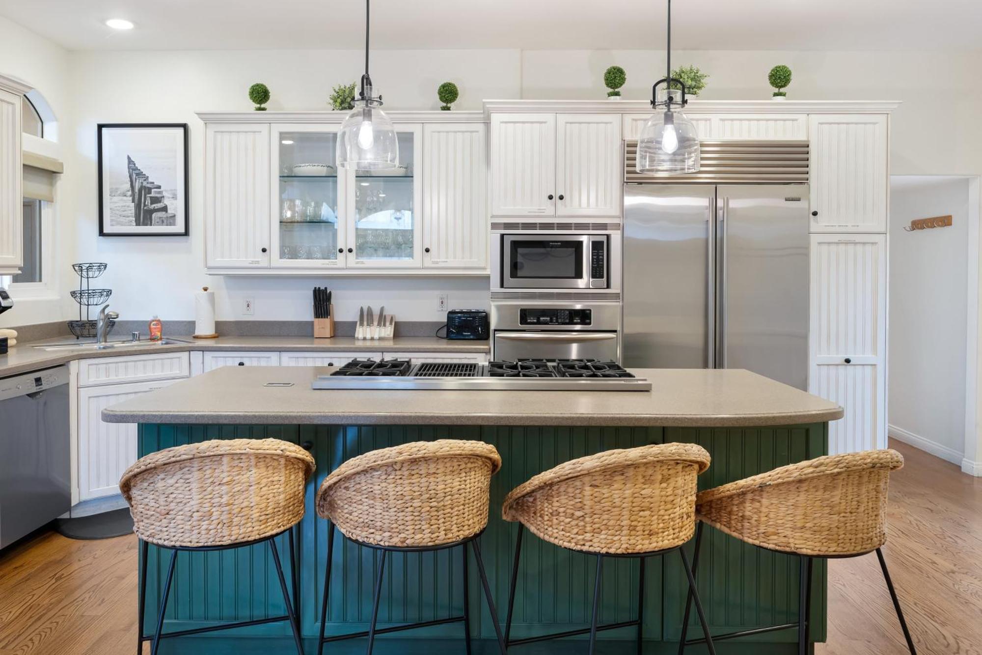 Belmont Shore Retreat Rooftop Lounge Putting Near 2nd Street Beaches Holiday home *