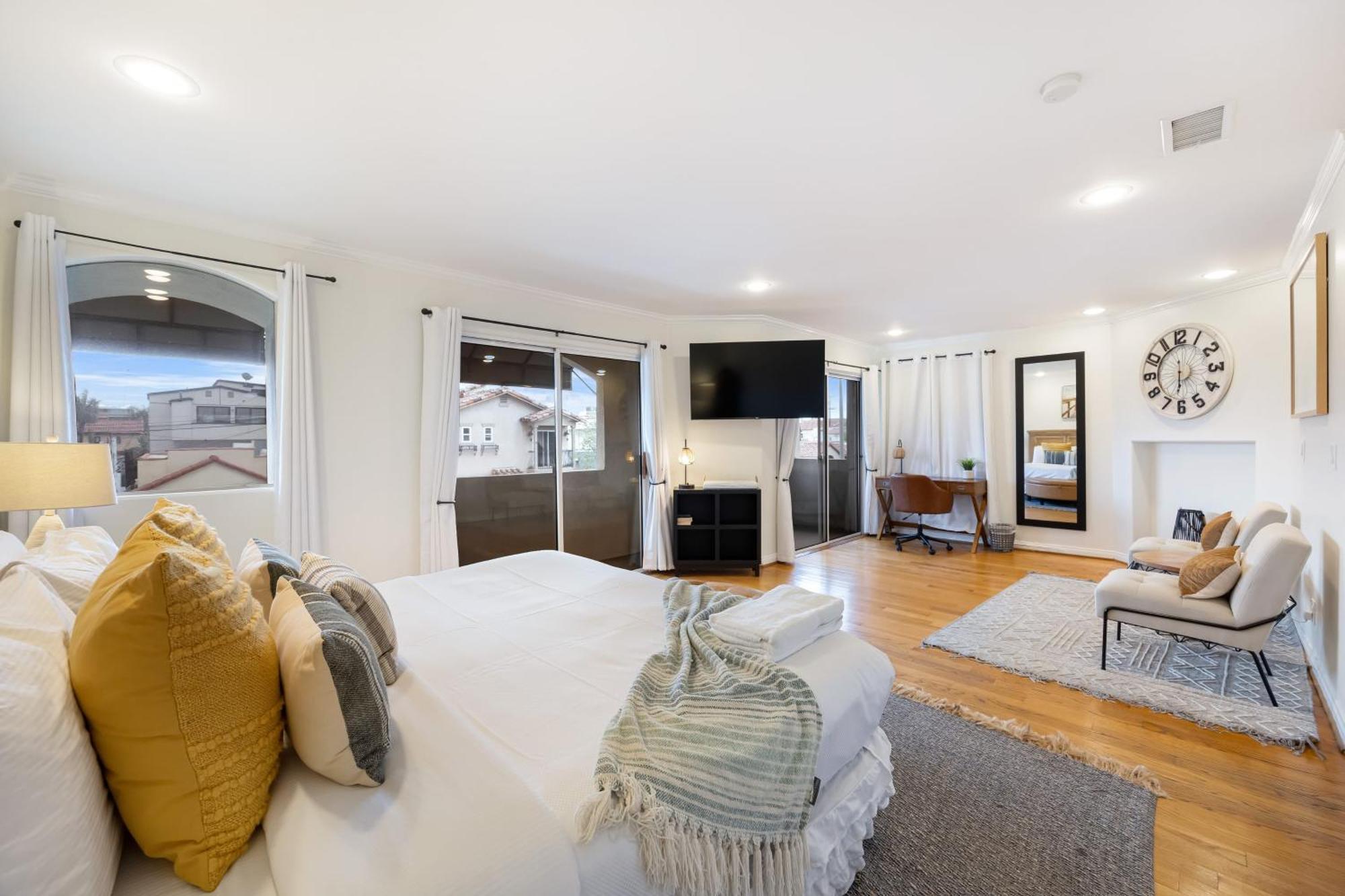 Holiday home Belmont Shore Retreat Rooftop Lounge Putting Near 2nd Street Beaches *