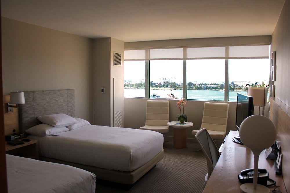 Hyatt Regency Long Hotel
