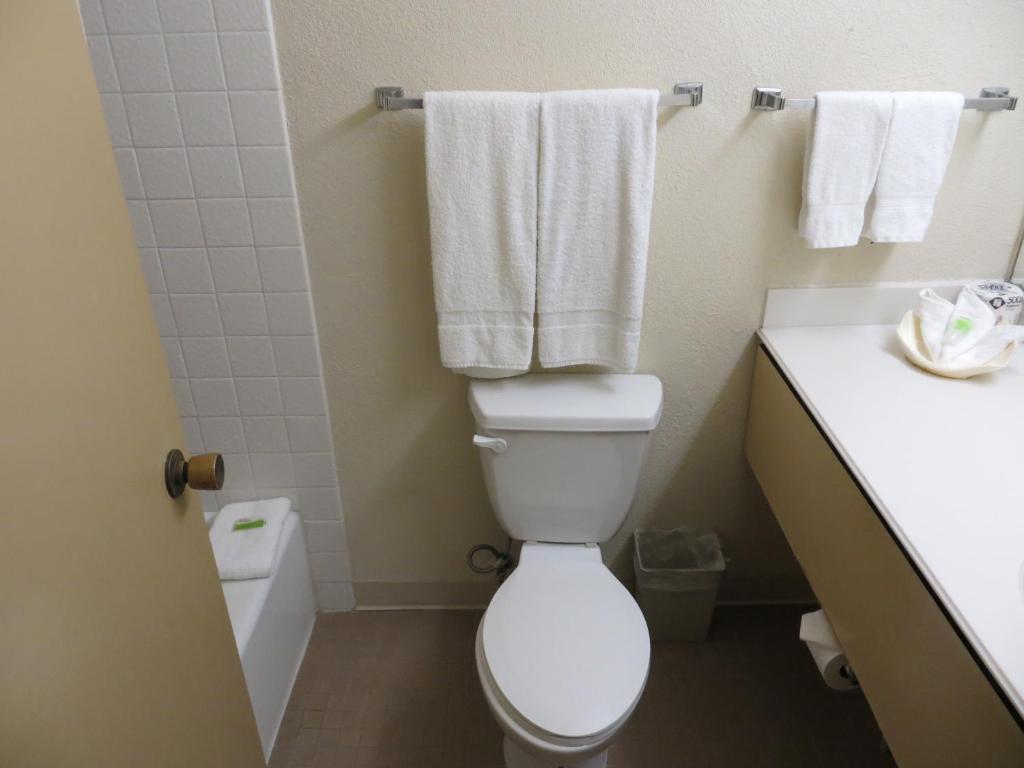 Seaport Marina Motel Long Beach