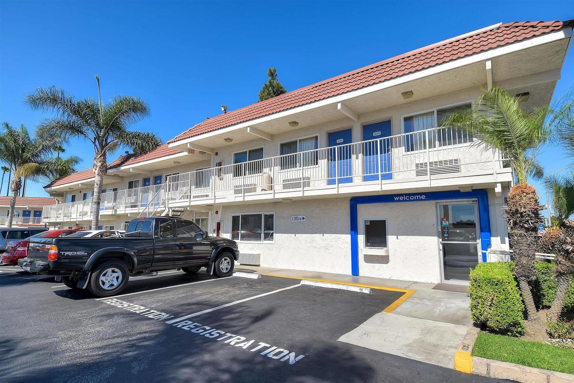 6-long Beach, Ca - Angeles
