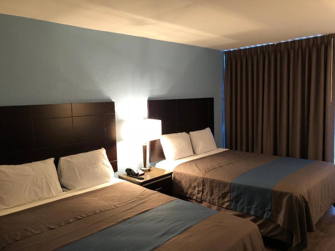 Of Long Motel 2*