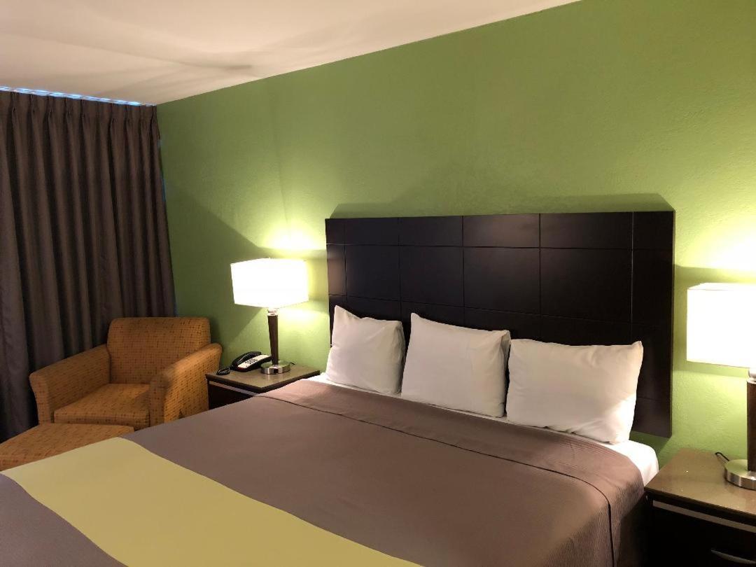 Motel Of Long 2*