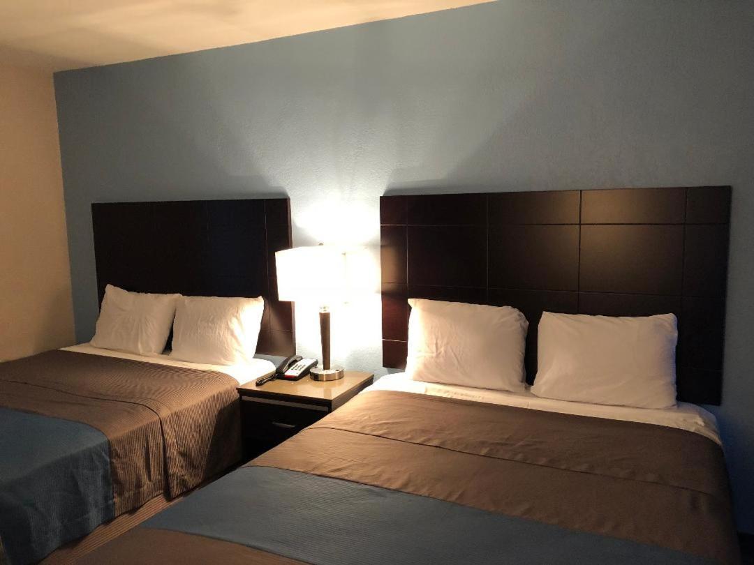 Of Long Motel 2*
