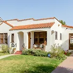 Casita Charm, Cozy Character