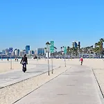 Ocean View Studio Near Convention Center And Beach