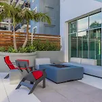 @ Marbella Lane - Downtown Haven In Long Beach