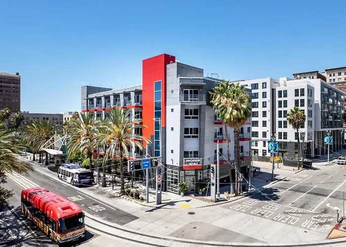 Hotel Mai Downtown Long Beach