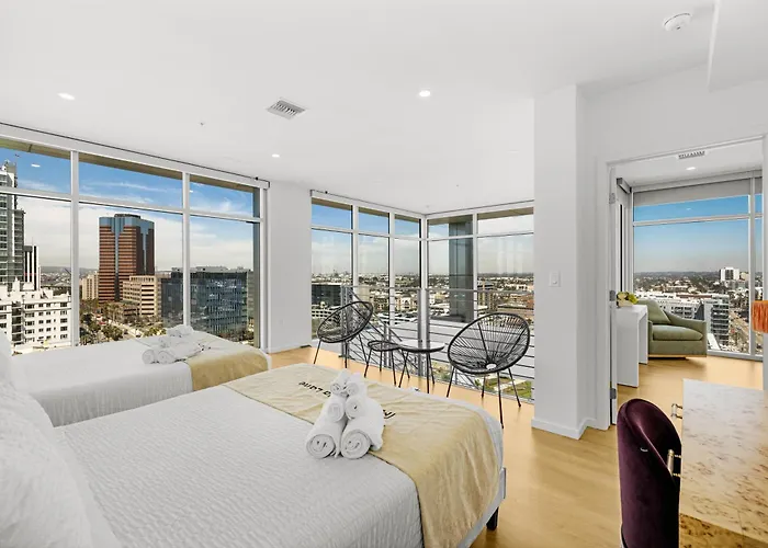 @ Marbella Lane - Luxe 3Br Penthouse In Long Beach