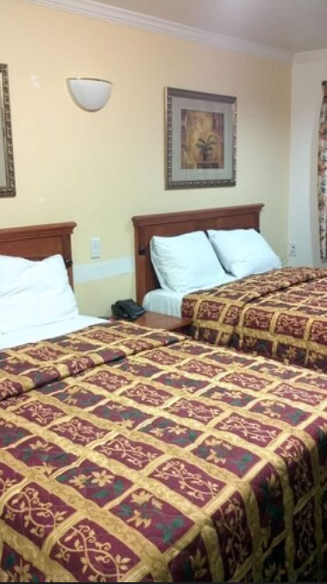 Motel Tower Long 2*