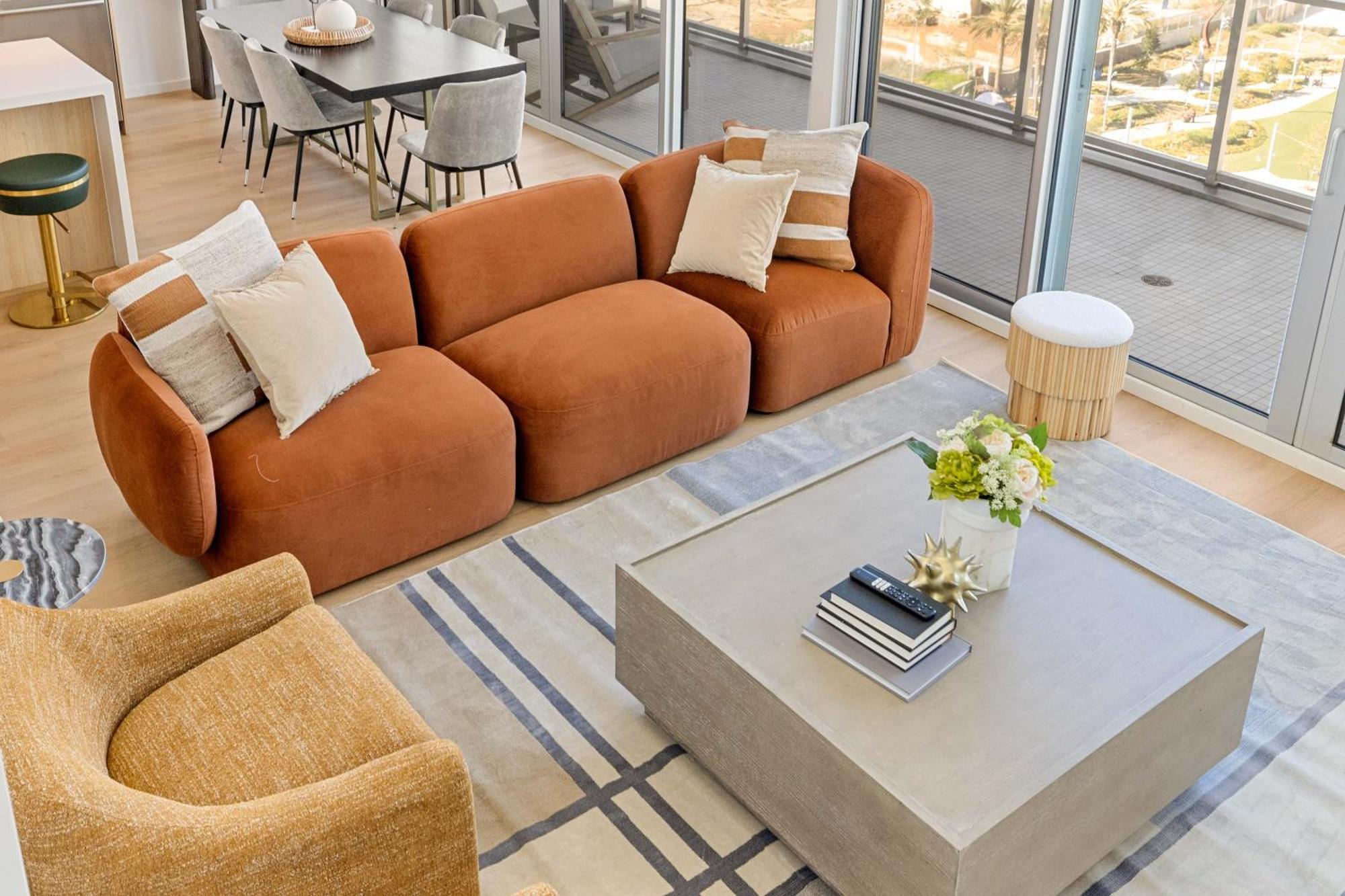 Apartment @ Marbella Lane - Luxe 3br Penthouse In Long Long Beach