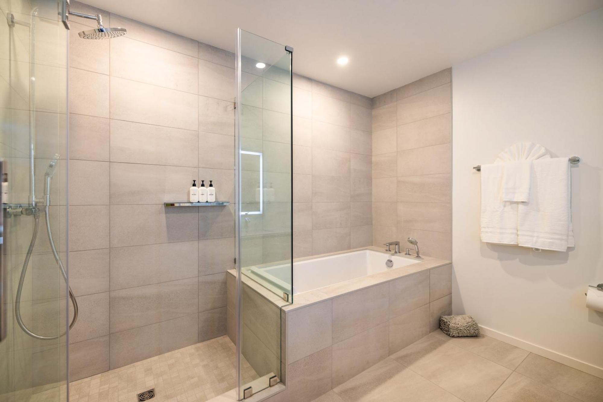 @ Marbella Lane - Penthouse W/ & Ocean Views Apartment *