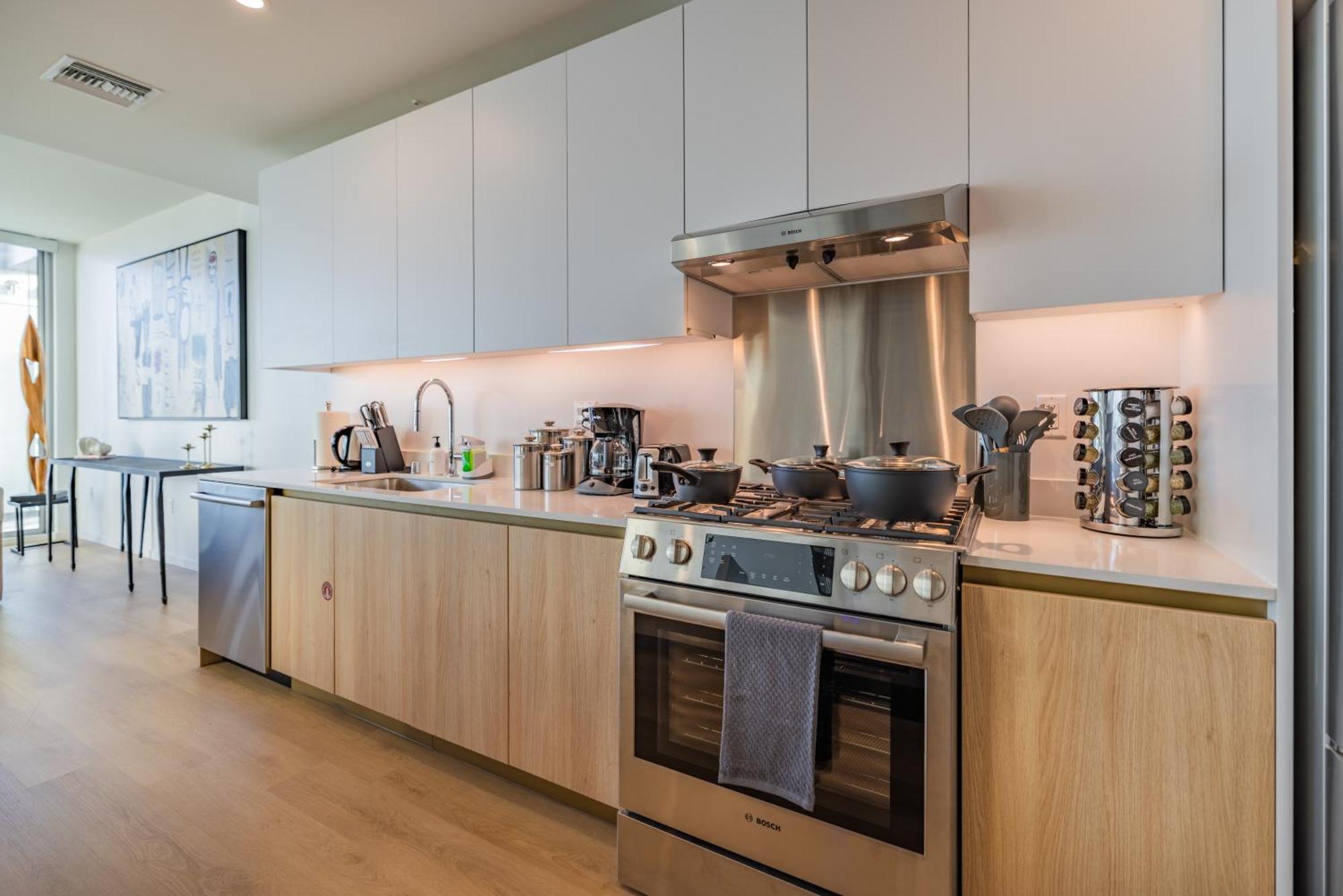 @ Marbella Lane - Penthouse W/ & Ocean Views * Long Beach