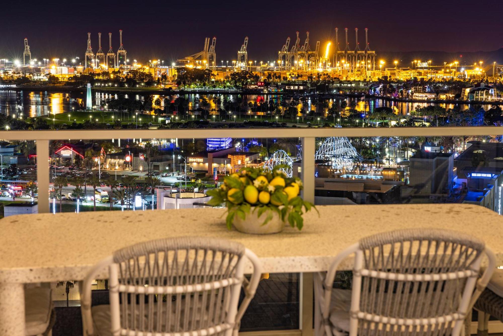 Apartment @ Marbella Lane - Penthouse W/ & Ocean Views Long Beach