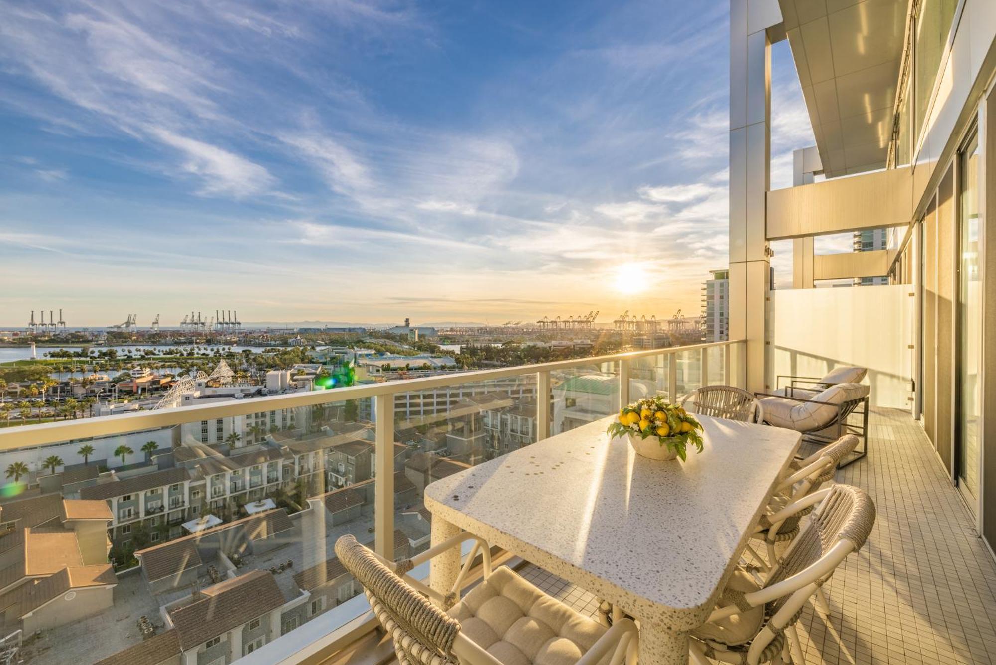 @ Marbella Lane - Penthouse W/ & Ocean Views *