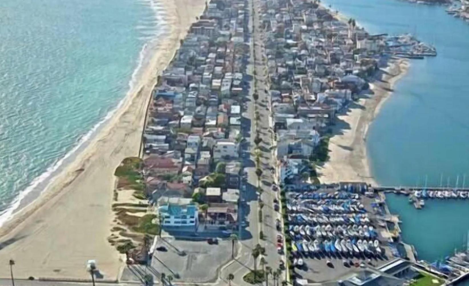 Sea La Vie Beachhouse On The Long Beach