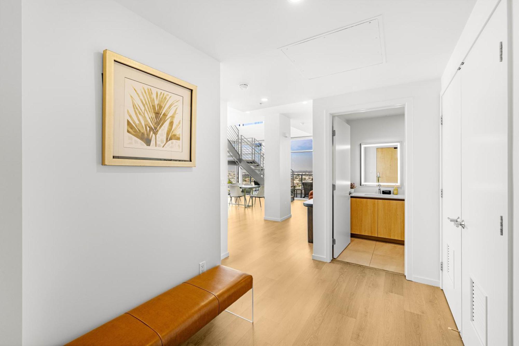@ Marbella Lane - Luxe 3br Penthouse In Long Apartment *