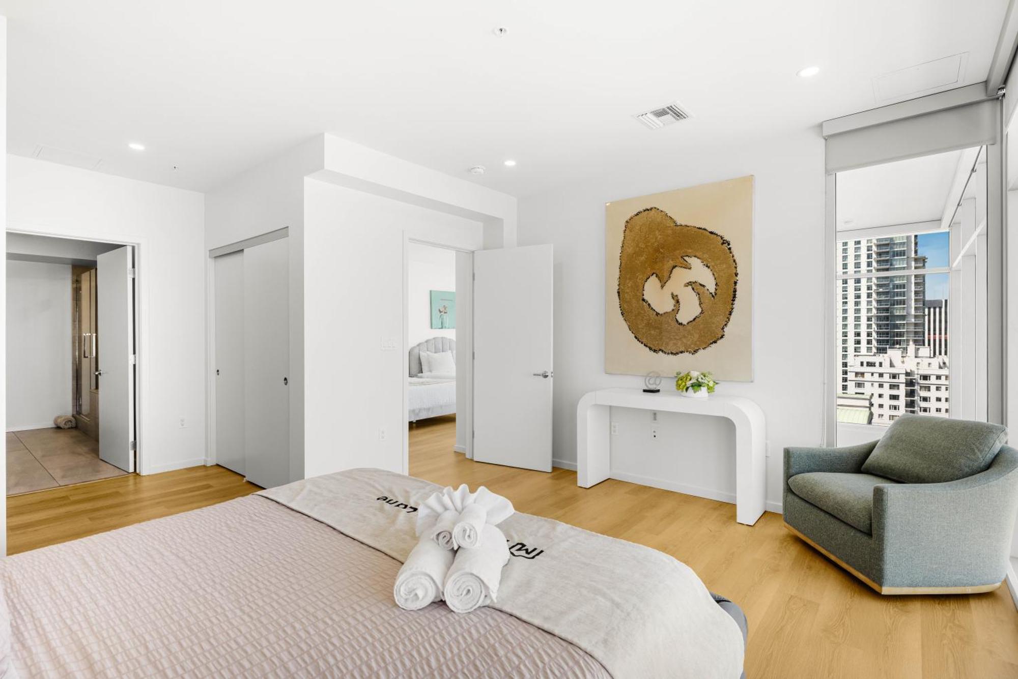 @ Marbella Lane - Luxe 3br Penthouse In Long Apartment Long Beach